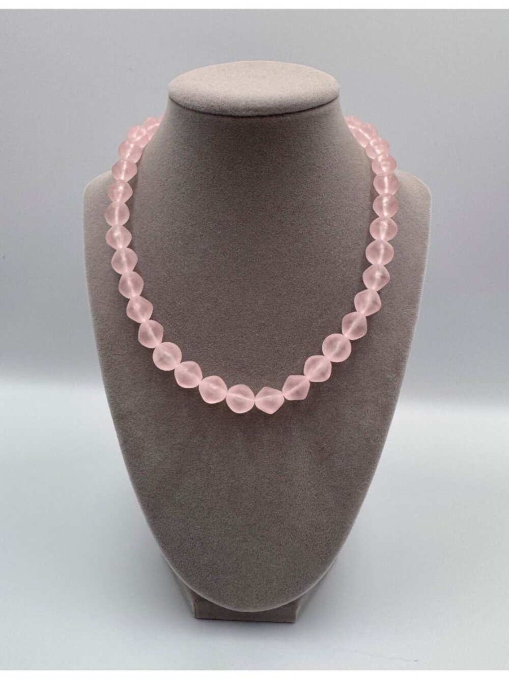 Vintage Frosted Pink Acrylic Beaded Necklace 14” Chunky Retro Mod Unsigned